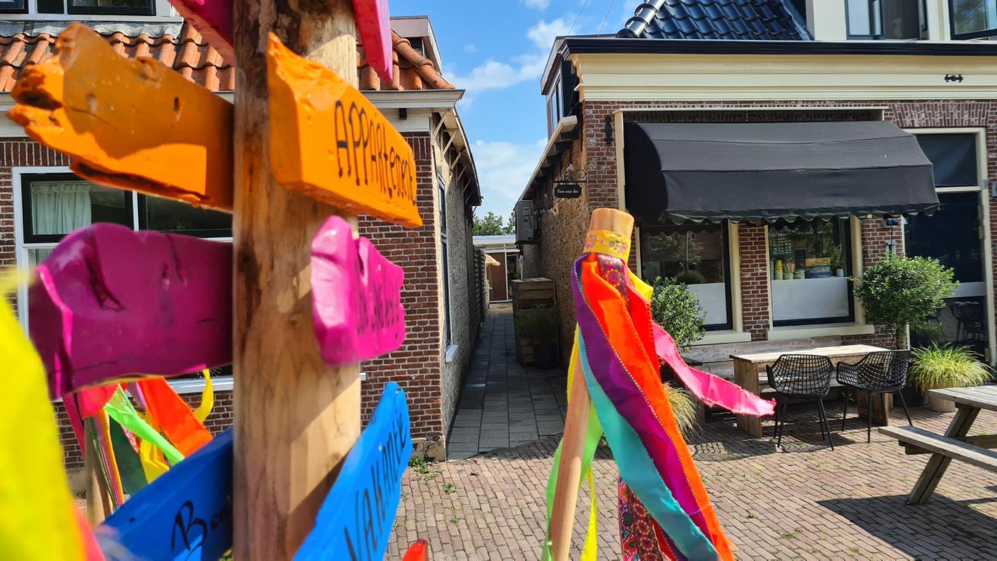 Een Nije Dei Arum Exterior foto